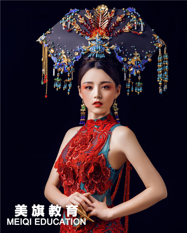 兰州化妆学校：如此惊艳的作品，化妆仅学习了一个月!