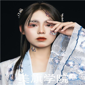 兰州化妆造型学校