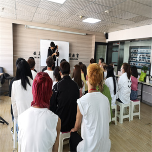 甘肃兰州美发学校