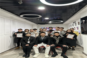 美旗学员毕业合影